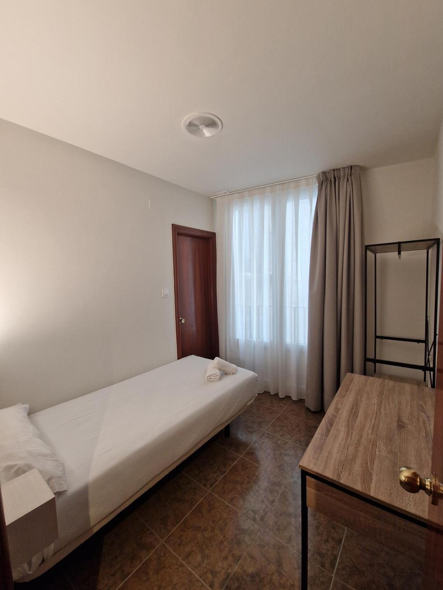 Hostal Rugaca 우에스카 외부 사진